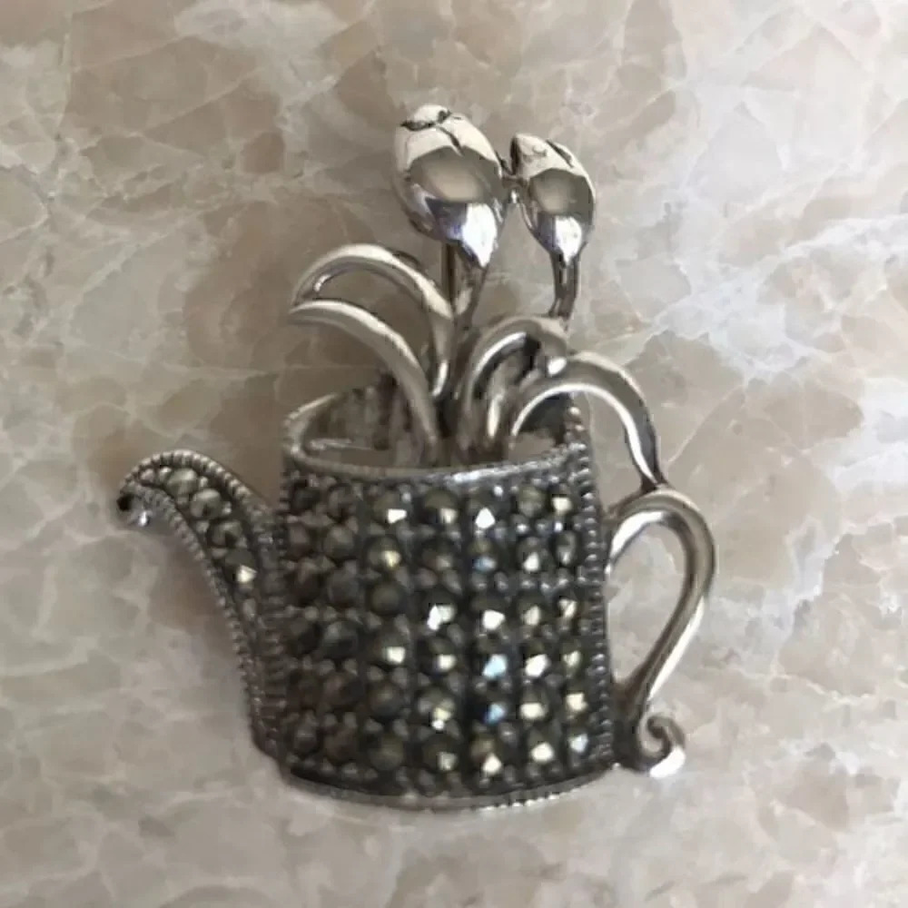 Gorgeous Flower Garden 925 silver crystals pin